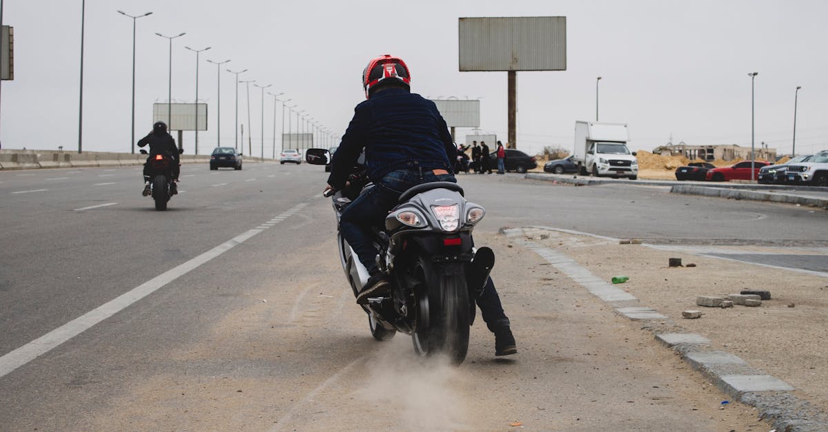 découvrez nos offres d'assurance moto pour une protection optimale de votre véhicule et de vous-même. obtenez une couverture complète au meilleur tarif avec notre assurance moto.