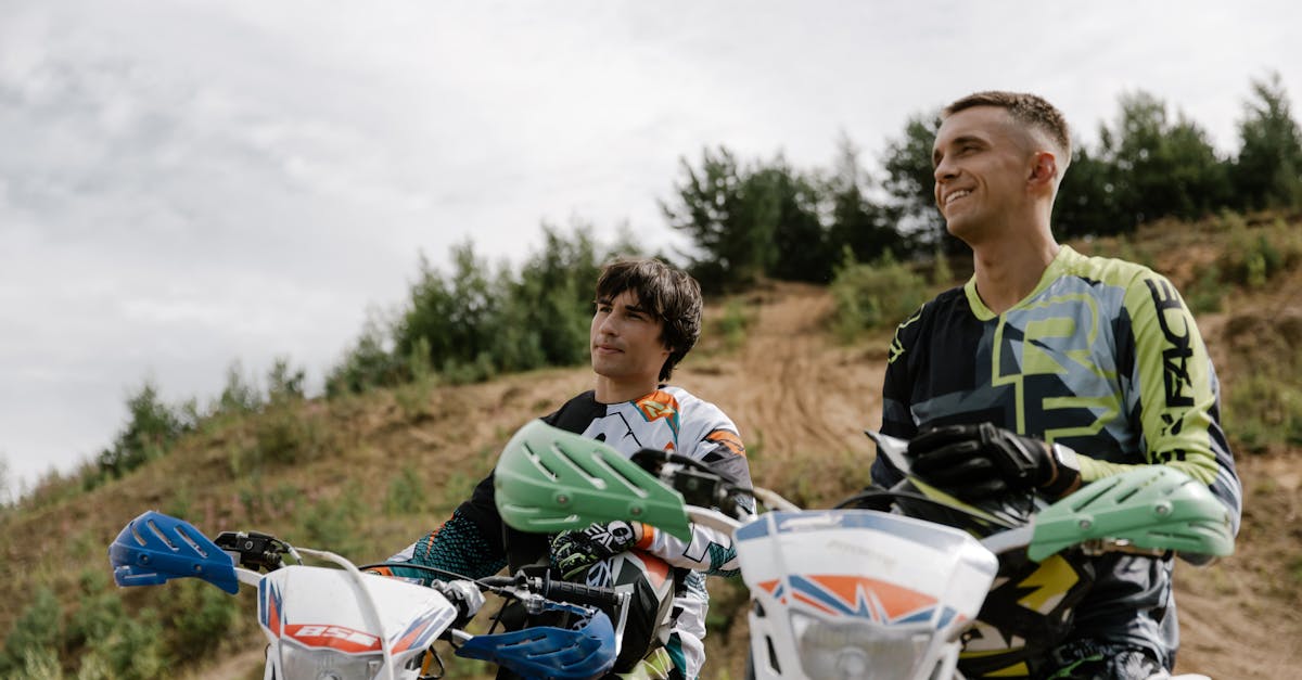 comparaison des critères de souscription à l'assurance moto pour les jeunes conducteurs à la réunion