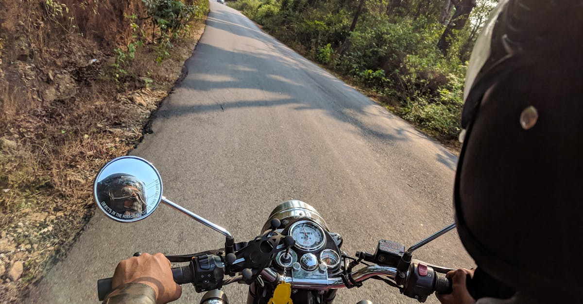 découvrez tout sur les motos : actualités, modèles, conseils d'entretien et équipement, sur notre plateforme dédiée à l'univers des motos.