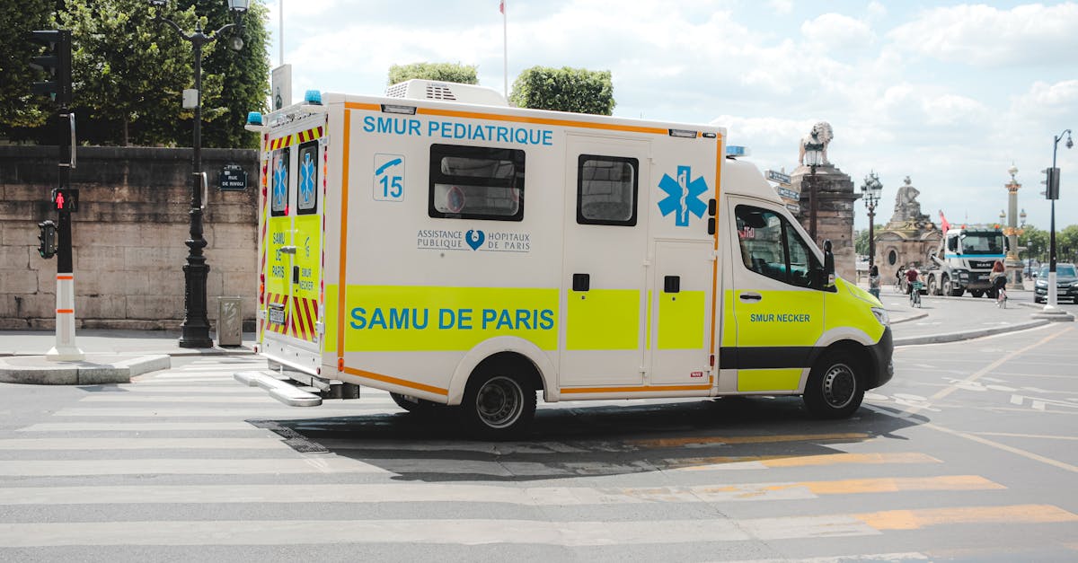 découvrez nos solutions d'assurance automobile adaptées à tous vos besoins. protégez votre véhicule avec des garanties complètes et des tarifs compétitifs. obtenez un devis en ligne rapidement et assurez votre tranquillité d'esprit sur la route.