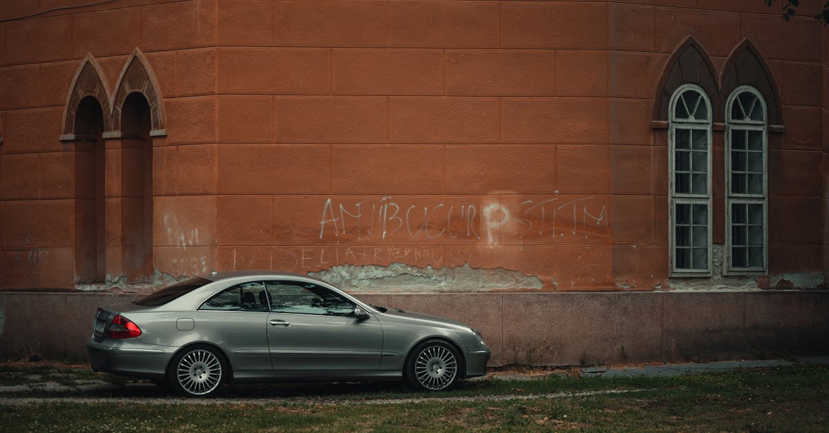découvrez les prix moyens des assurances automobiles en france. informez-vous sur les facteurs influençant le coût de votre prime d'assurance et comparez les offres pour trouver la couverture qui convient le mieux à vos besoins.