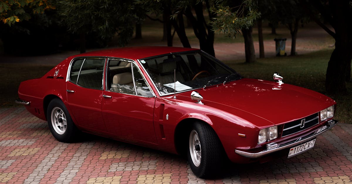 obtenez une estimation des coûts d'assurance automobile adaptée à vos besoins. comparez les offres pour trouver la meilleure couverture au meilleur prix et protégez votre véhicule tout en maîtrisant votre budget.