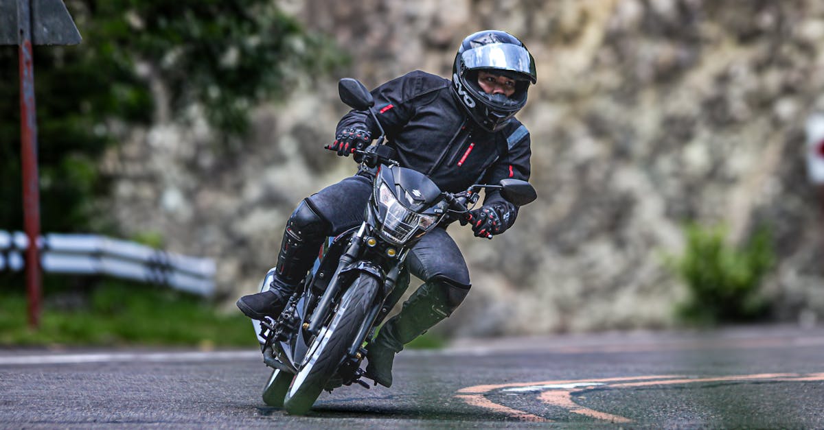 découvrez les meilleures options d'assurance pour motos, adaptées à vos besoins et à votre budget. protégez votre véhicule et roulez en toute sérénité grâce à des garanties complètes et un service client réactif.