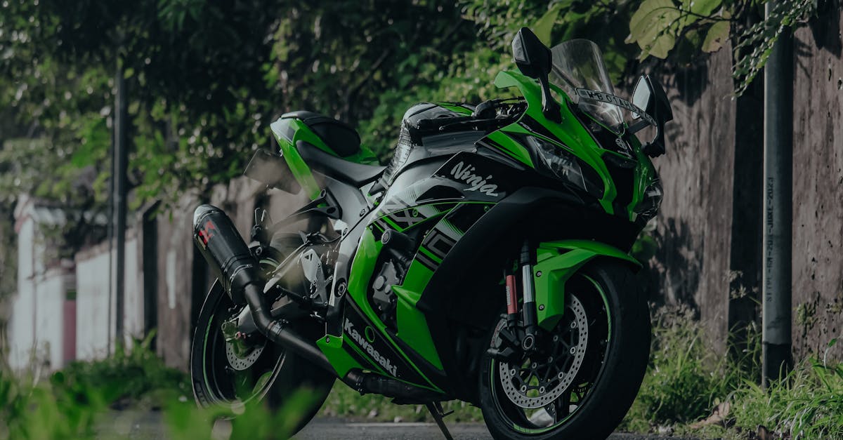 découvrez notre assurance moto adaptée à vos besoins. profitez d'une protection complète pour votre véhicule, avec des tarifs compétitifs et un service client à votre écoute. roulez en toute sérénité avec notre couverture personnalisée.