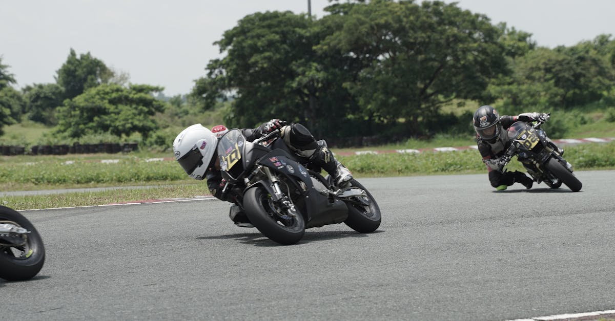 protégez votre moto avec une assurance adaptée à vos besoins. découvrez des options d'assurance moto abordables, des garanties complètes, et des conseils d'experts pour rouler en toute sécurité. comparez les offres et choisissez la couverture qui vous convient le mieux.
