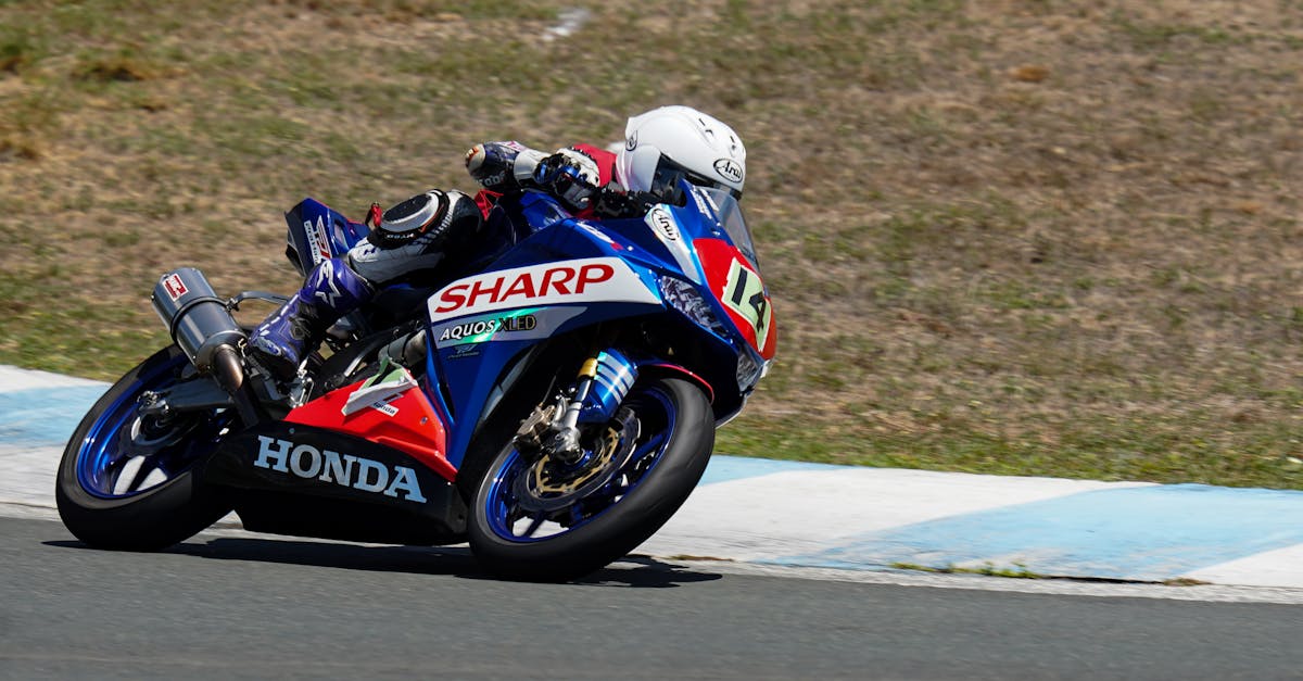 découvrez tout ce qu'il faut savoir sur le coût de l'assurance moto. comparez les tarifs, trouvez des astuces pour réduire vos primes et choisissez la couverture qui vous convient le mieux.