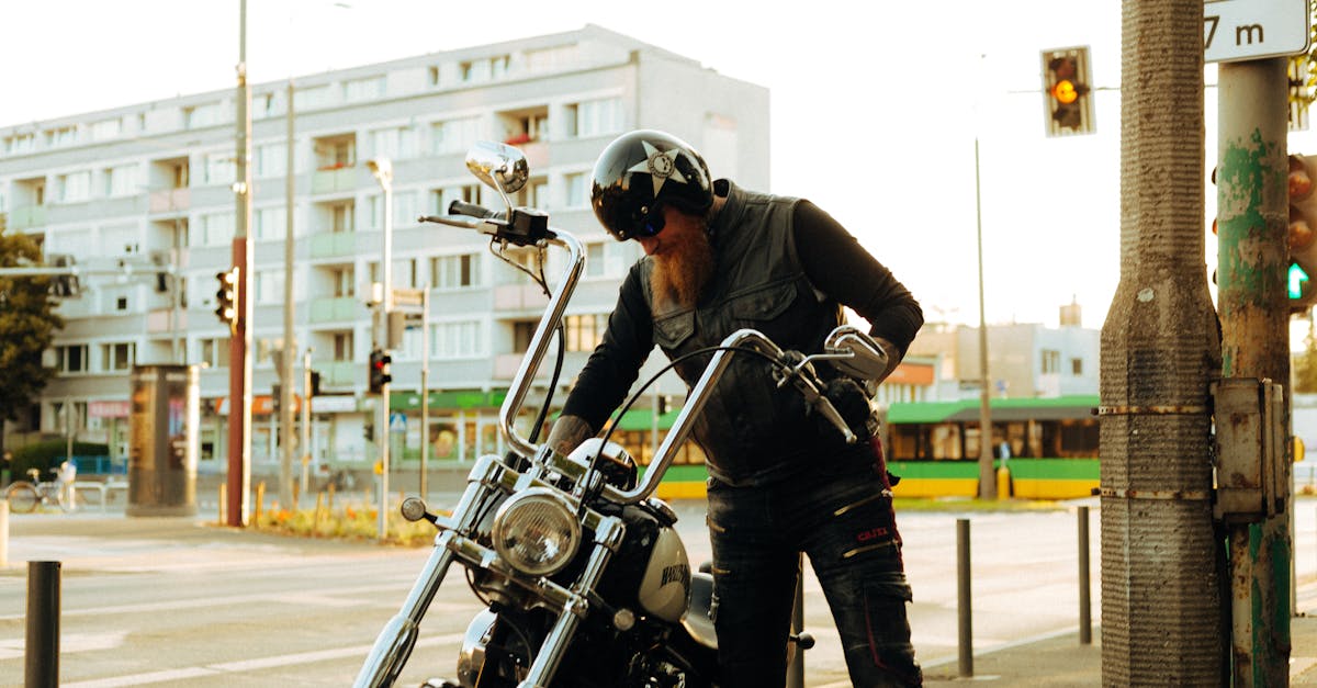 découvrez le coût d'obtention d'un permis de conduire moto en france. informez-vous sur les frais liés aux formations, aux examens et aux différentes options disponibles pour devenir motard.