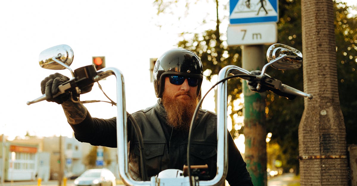 découvrez les coûts associés à l'obtention d'un permis de conduire moto en france. informez-vous sur les frais d'inscription, les leçons de conduite et les examens, afin de planifier votre budget pour obtenir votre licence moto.