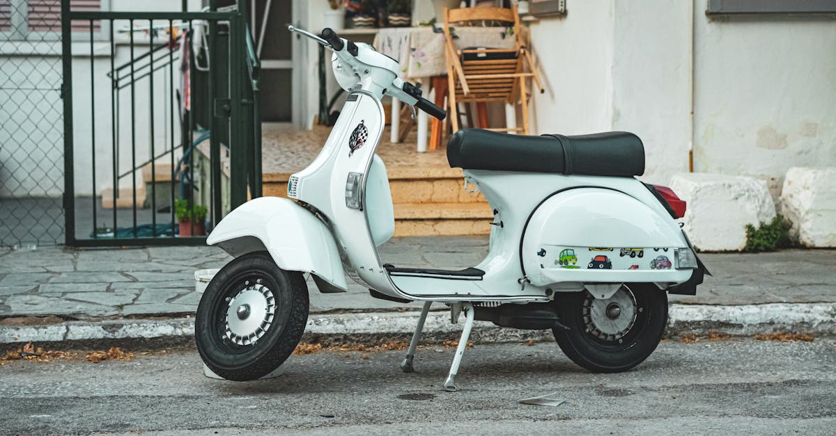 découvrez les coûts d'assurance pour les scooters à trois roues. comparez les tarifs et trouvez la meilleure couverture adaptée à vos besoins de conduite en toute sécurité.