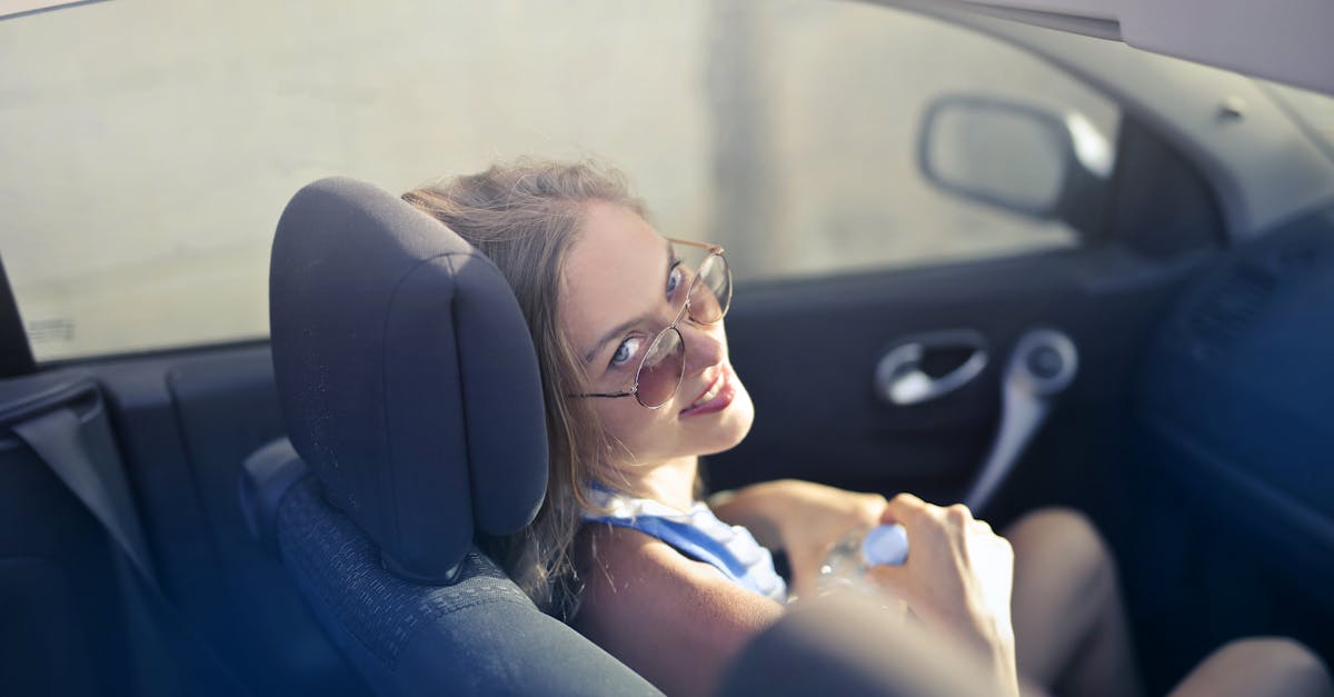 découvrez notre assurance automobile spécialement conçue pour les jeunes conducteurs. profitez de tarifs compétitifs, d'une couverture adaptée et de conseils pratiques pour rouler en toute sérénité.