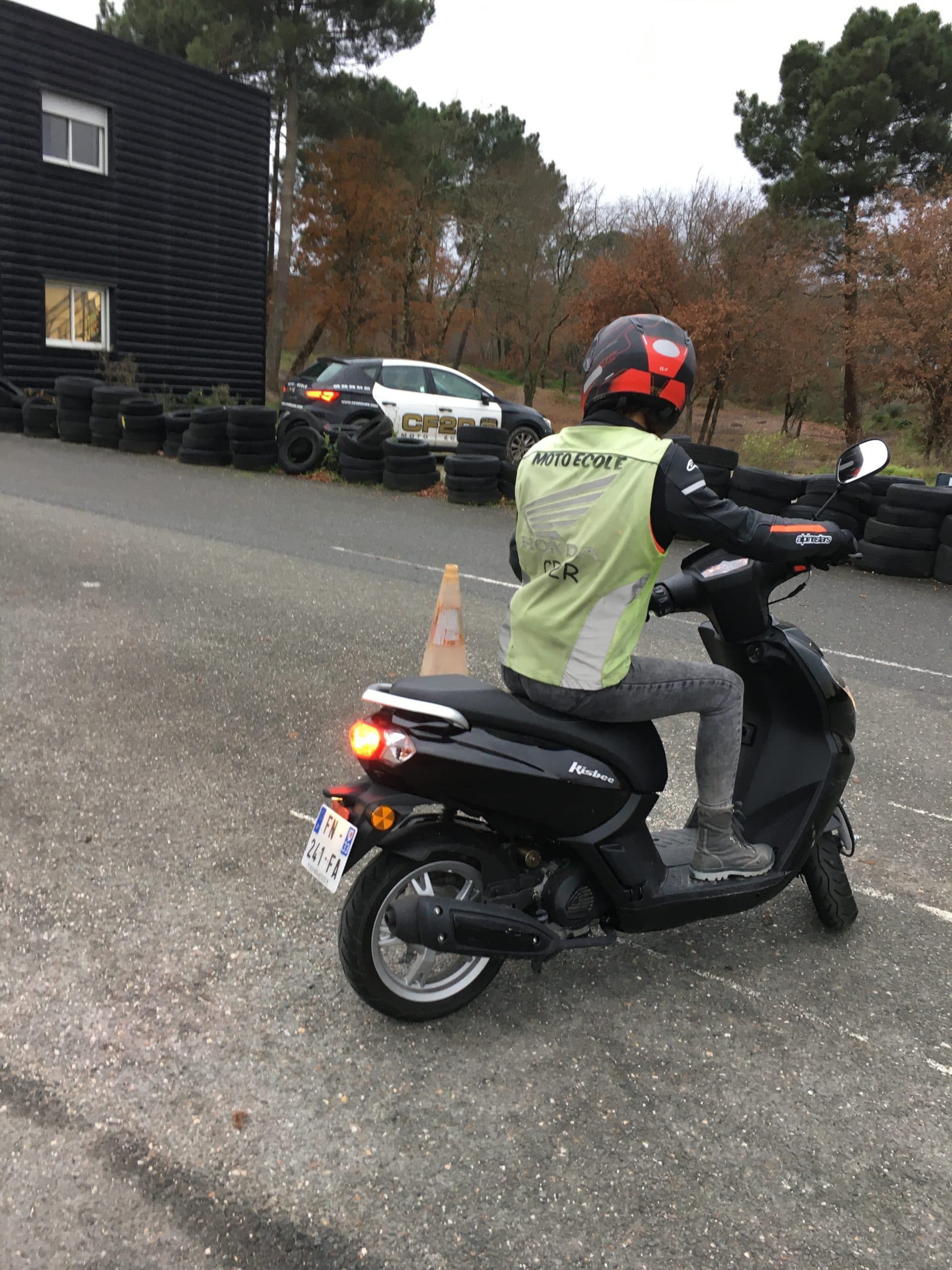 découvrez nos options d'assurance moto à bordeaux, conçues pour vous offrir une couverture adaptée à vos besoins. protégez votre moto tout en bénéficiant de tarif compétitifs et d'un service client de qualité. obtenez un devis personnalisé dès aujourd'hui !