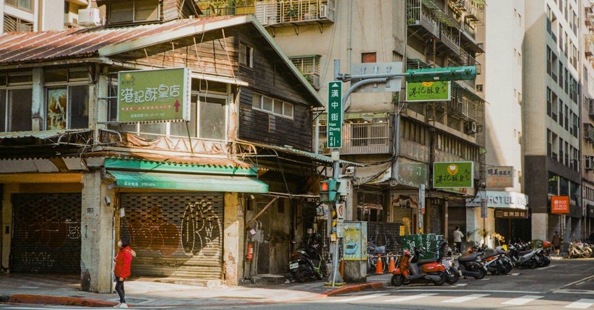 découvrez des solutions d'assurance moto adaptées à vos besoins. protégez votre engin avec des couvertures complètes, des tarifs compétitifs et un service client de qualité. roulez en toute tranquillité!