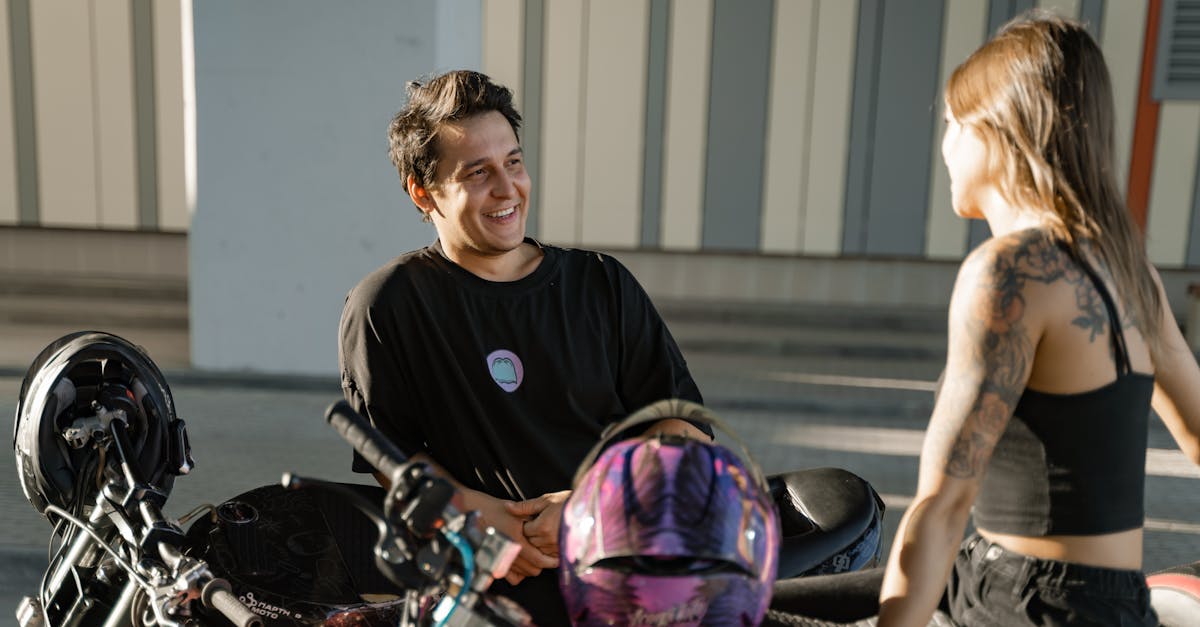 découvrez l'univers passionnant des motards : conseils, astuces, articles et actualités pour les amateurs de moto. rejoignez la communauté des passionnés de deux roues et vivez votre passion en toute sécurité.