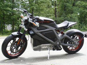 découvrez notre assurance moto à la réunion, conçue pour protéger votre véhicule tout en vous offrant des garanties adaptées à vos besoins. comparez nos options et bénéficiez d'une couverture optimale pour rouler en toute sérénité sur les routes réunionnaises.