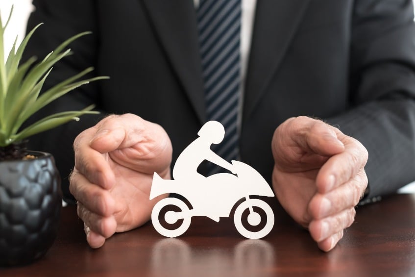 découvrez nos offres d'assurance scooter spécialement conçues pour les jeunes conducteurs. protégez votre deux-roues avec des garanties adaptées à votre budget et bénéficiez d'un service optimal pour une conduite sereine.