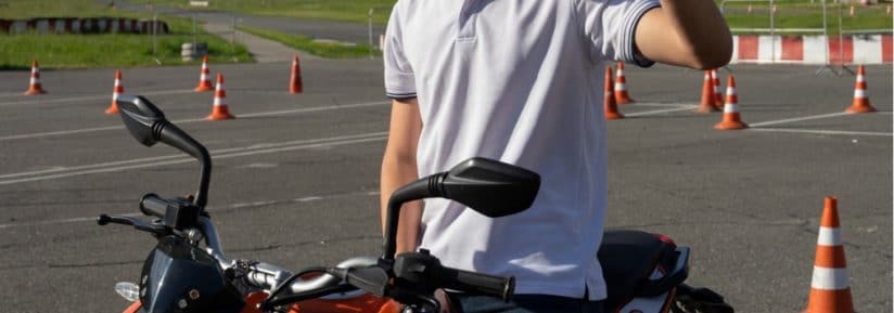découvrez notre guide complet sur l'assurance scooter maaf. apprenez tout sur les options de couverture, les conditions, et les conseils pratiques pour les conducteurs de scooters. assurez-vous de circuler en toute sécurité avec les solutions adaptées à vos besoins.