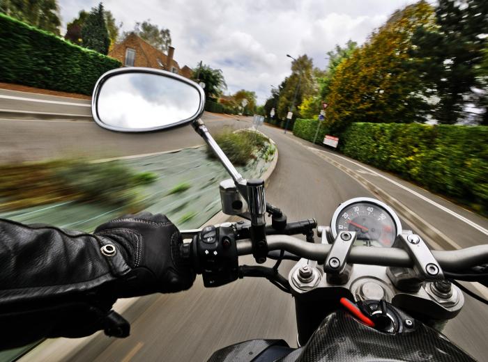 découvrez notre guide complet sur le permis moto pour les jeunes : conditions, étapes, conseils et formations adaptées pour obtenir votre permis en toute sécurité et réussir votre passion pour la moto.