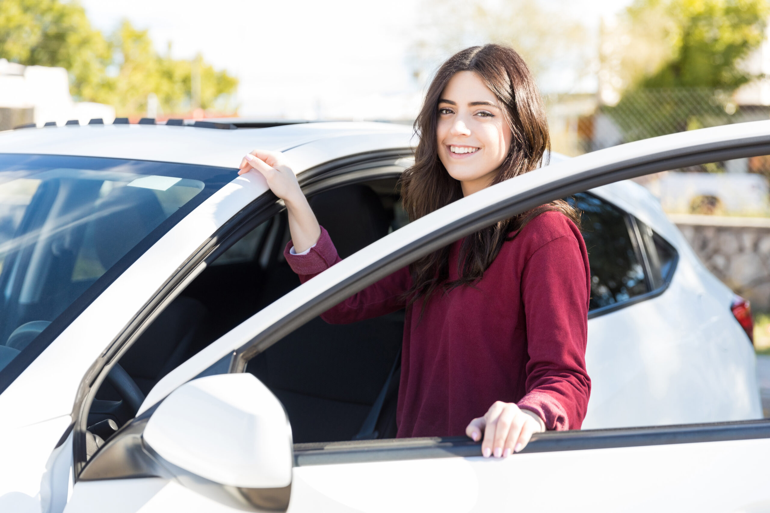découvrez notre offre d'assurance jeune conducteur spécialement conçue pour les voitures puissantes. profitez d'une couverture adaptée à votre profil de conducteur tout en bénéficiant de tarifs compétitifs pour assurer votre véhicule en toute sérénité.