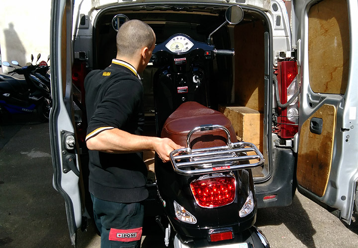 découvrez nos services d'assistance motards, conçus pour garantir votre sécurité sur la route. profitez d'une aide rapide et efficace en cas de panne ou d'accident, afin de continuer à rouler en toute sérénité.