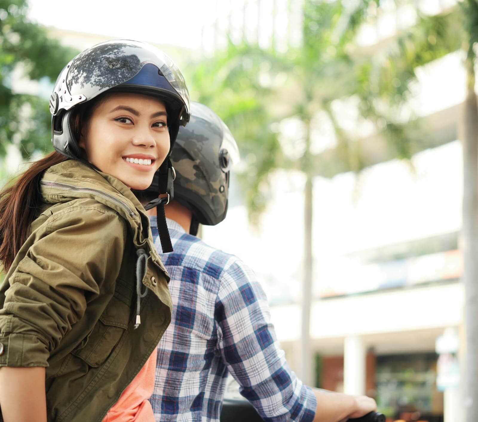 découvrez notre guide complet sur l'assurance moto pour les jeunes conducteurs. comparez les offres, trouvez des conseils pratiques pour réduire vos primes et assurez votre sécurité sur la route.