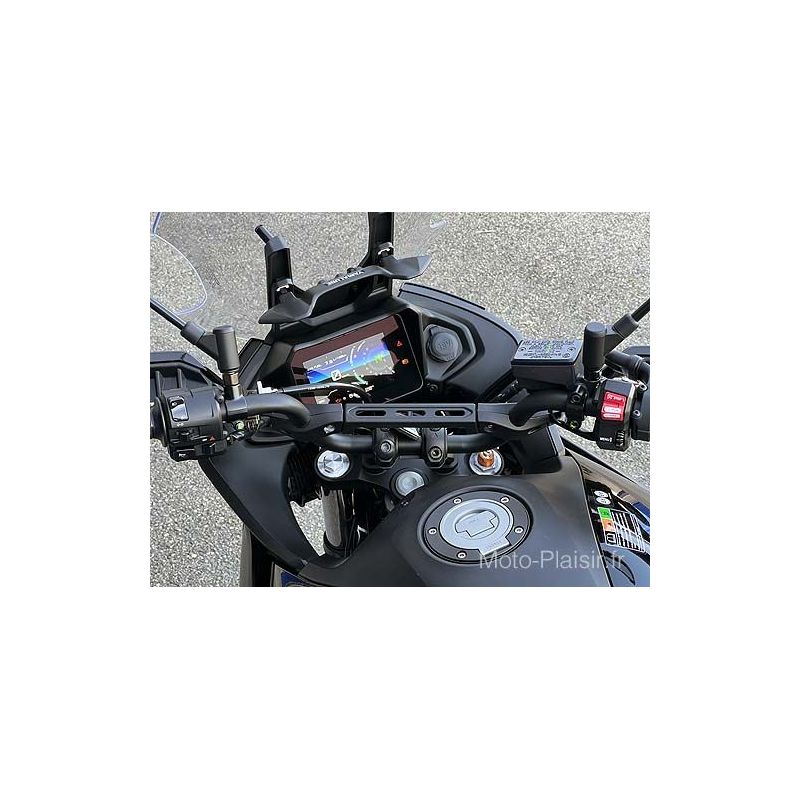 découvrez notre sélection de motos de 35 kw, parfaites pour les conducteurs cherchant une expérience de conduite dynamique et accessible. idéales pour les jeunes permis et les aventuriers urbains, ces motos allient performance et maniabilité, tout en offrant un style moderne et attractif. trouvez la moto qui vous correspond et partez à l'aventure aujourd'hui.