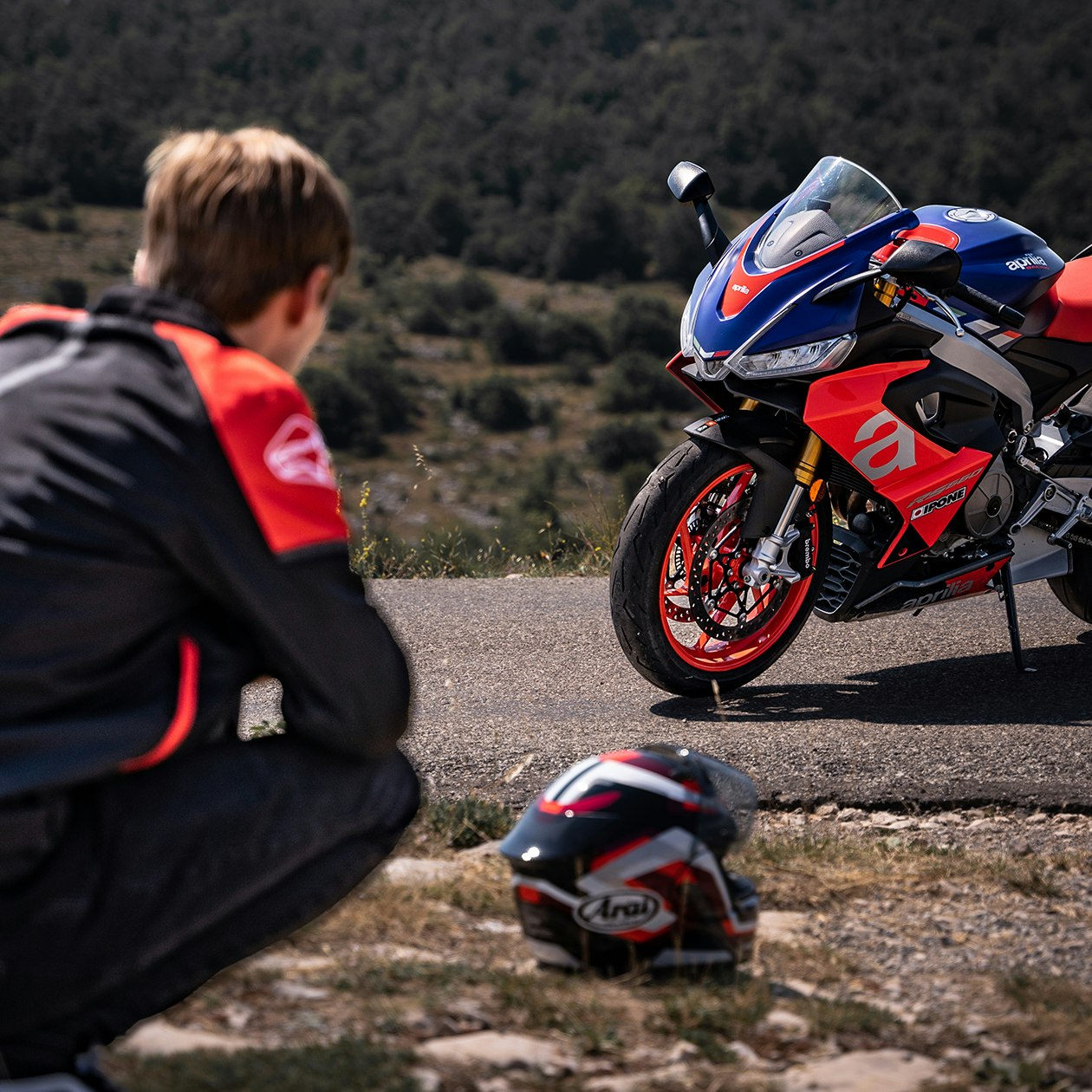 découvrez notre sélection de motos a2 puissantes, alliant performance et sécurité. idéales pour les pilotes en quête de sensations fortes tout en restant conformes aux réglementations. trouvez la moto qui vous fera vibrer sur toutes les routes!