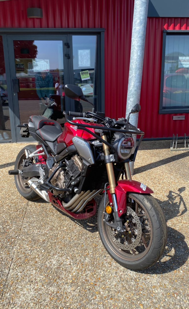 découvrez tout ce qu'il faut savoir sur le permis a2 moto : conditions, formation, épreuves et conseils pour réussir votre examen et profiter pleinement de la conduite de votre deux-roues.