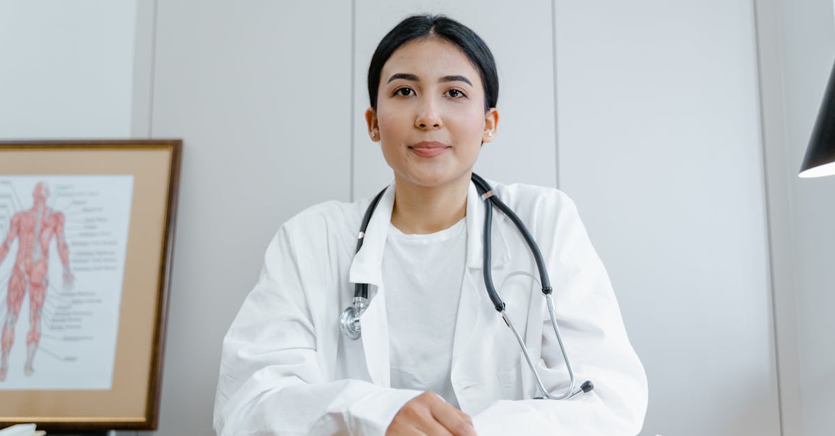 découvrez les récentes augmentations des frais de consultation médicale et leur impact sur l'accès aux soins. informez-vous sur les raisons derrière ces changements et les alternatives disponibles pour les patients.
