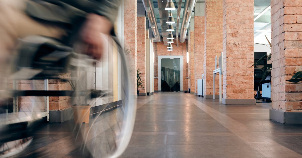 découvrez tout ce qu'il faut savoir sur le remboursement des fauteuils roulants : règles, processus et conseils pratiques pour faciliter votre demande et optimiser vos chances de succès.