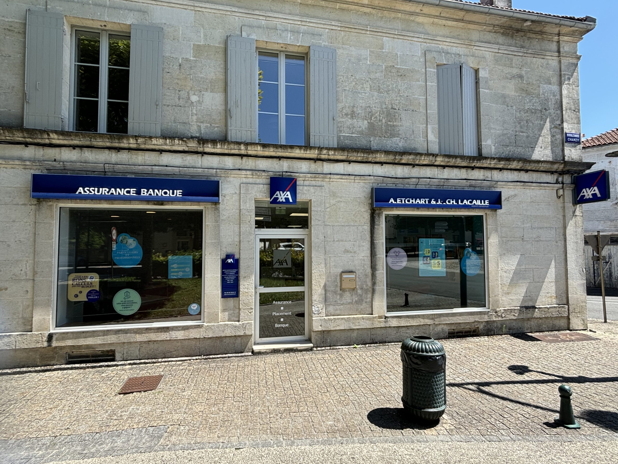 découvrez les offres et services d'axa assurance, votre partenaire de confiance pour des solutions d'assurance adaptées à vos besoins. profitez de notre expertise pour protéger ce qui compte le plus pour vous, que ce soit pour votre santé, votre auto ou votre habitation.
