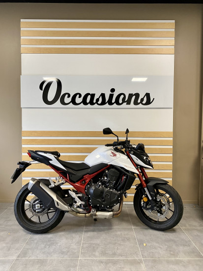 découvrez notre sélection de motos d'occasion de 35 kw, alliant performance et économies. trouvez le modèle parfait qui correspond à vos besoins et profitez d'un excellent rapport qualité-prix.