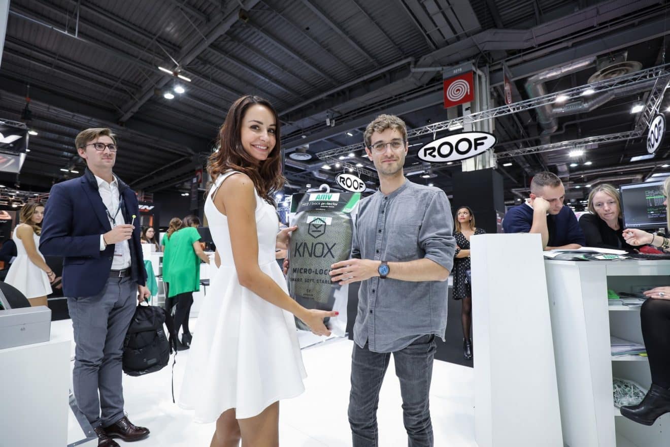 découvrez l'assurance garage moto amv, une protection complète adaptée à vos besoins. protégez votre deux-roues avec des garanties sur mesure et bénéficiez d'une couverture optimale contre les risques d'incendie, de vol et de dommages. assurez votre tranquillité d'esprit sur la route et à l'arrêt.