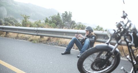 découvrez l'assurance moto axa, conçue pour vous offrir une protection complète et adaptée à vos besoins. profitez de garanties flexibles, d'une assistance 24/7 et de services personnalisés pour rouler en toute sérénité.