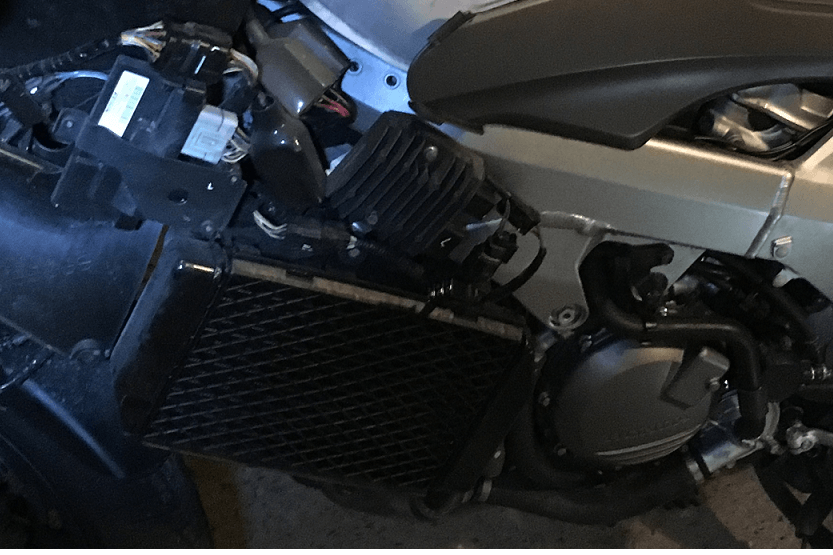 découvrez les spécificités du bridage des motos de la catégorie a2 avant 2013. informez-vous sur les réglementations, les différentes méthodes de bridage, et les modèles concernés pour conduire en toute légalité tout en préservant la performance de votre machine.