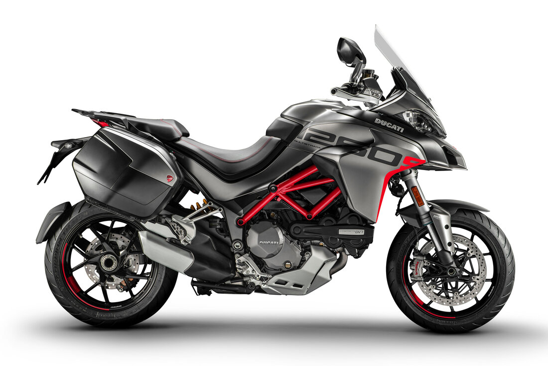 découvrez les caractéristiques de la moto gt 2020, un modèle alliant performance, confort et technologie. plongez dans ses spécificités techniques, son design élégant et ses innovations qui rendent chaque trajet inoubliable.