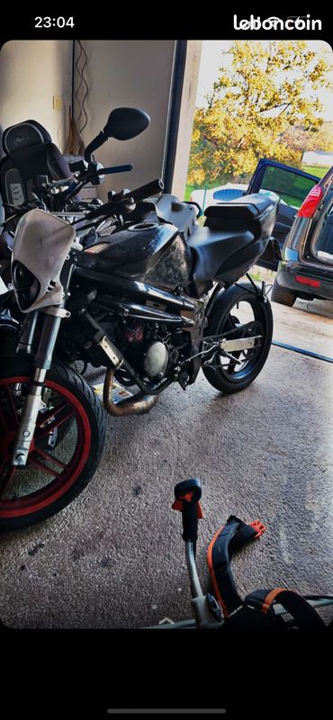 découvrez notre sélection de motos pas chères adaptées à tous les budgets. trouvez le modèle idéal pour vos aventures à deux roues sans vous ruiner !