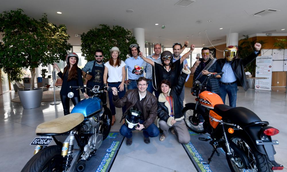 découvrez notre mutuelle dédiée aux motards sur instagram ! protégez-vous avec des offres adaptées à vos besoins en tant qu'amateur de deux-roues. rejoignez notre communauté et bénéficiez de conseils, astuces et promotions exclusives pour une sécurité optimale sur la route.