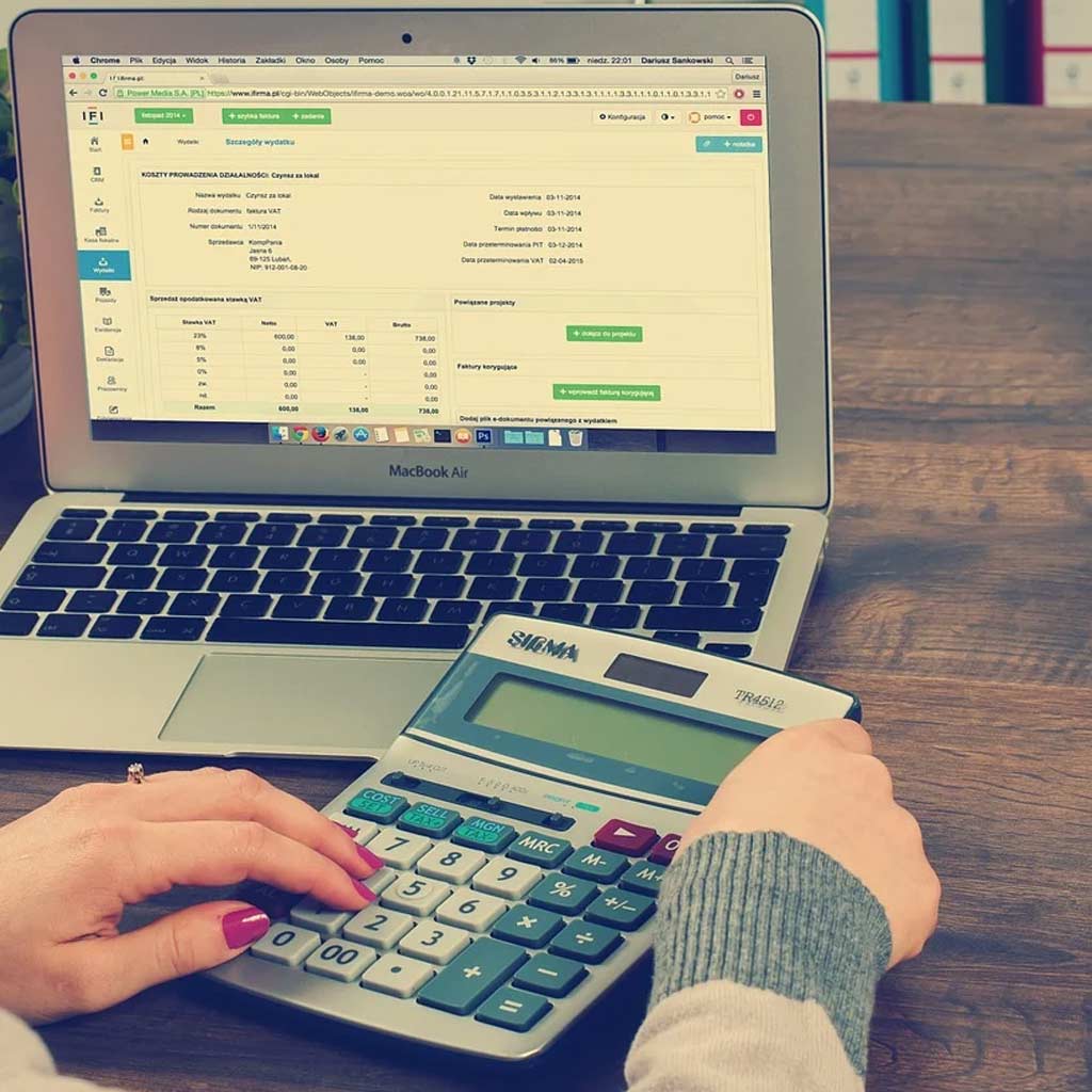 découvrez notre simulateur d'assurance moto, un outil facile et rapide pour comparer les meilleures offres et trouver la couverture adaptée à vos besoins. économisez du temps et de l'argent en obtenant des devis personnalisés en quelques clics.