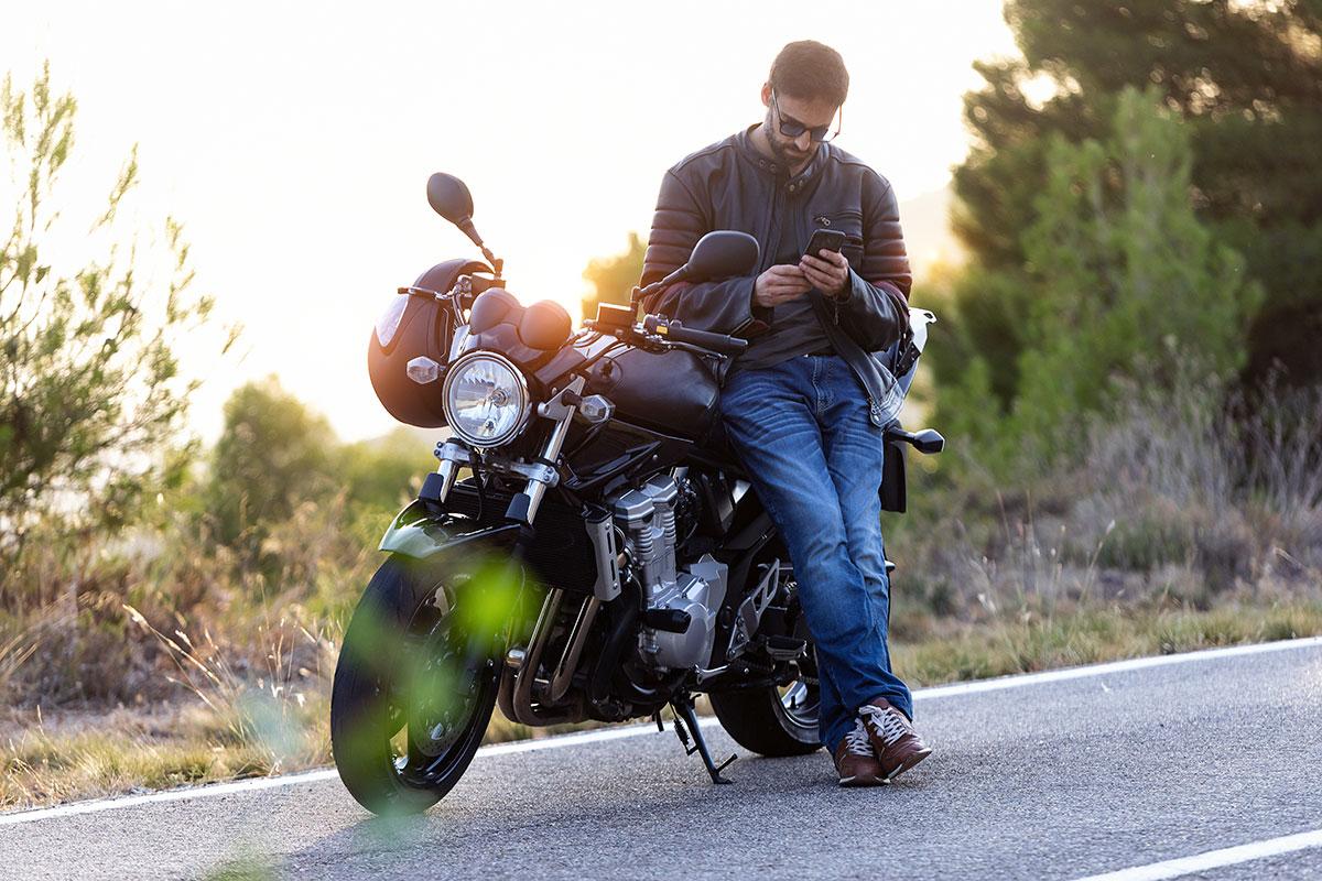 découvrez notre guide complet sur les comparateurs d'assurance moto pour trouver la meilleure couverture adaptée à vos besoins. comparez les offres, tarifs et garanties en quelques clics et protégez votre deux-roues au meilleur prix.