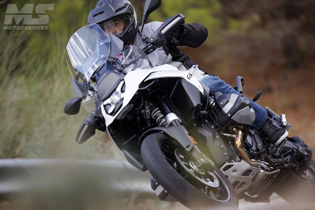 découvrez les dernières tendances motos d'avril ! restez à jour avec les nouveautés, les modèles en vogue et les conseils de style pour rouler avec classe. ne manquez pas notre sélection des meilleurs accessoires pour booster votre expérience à deux roues.