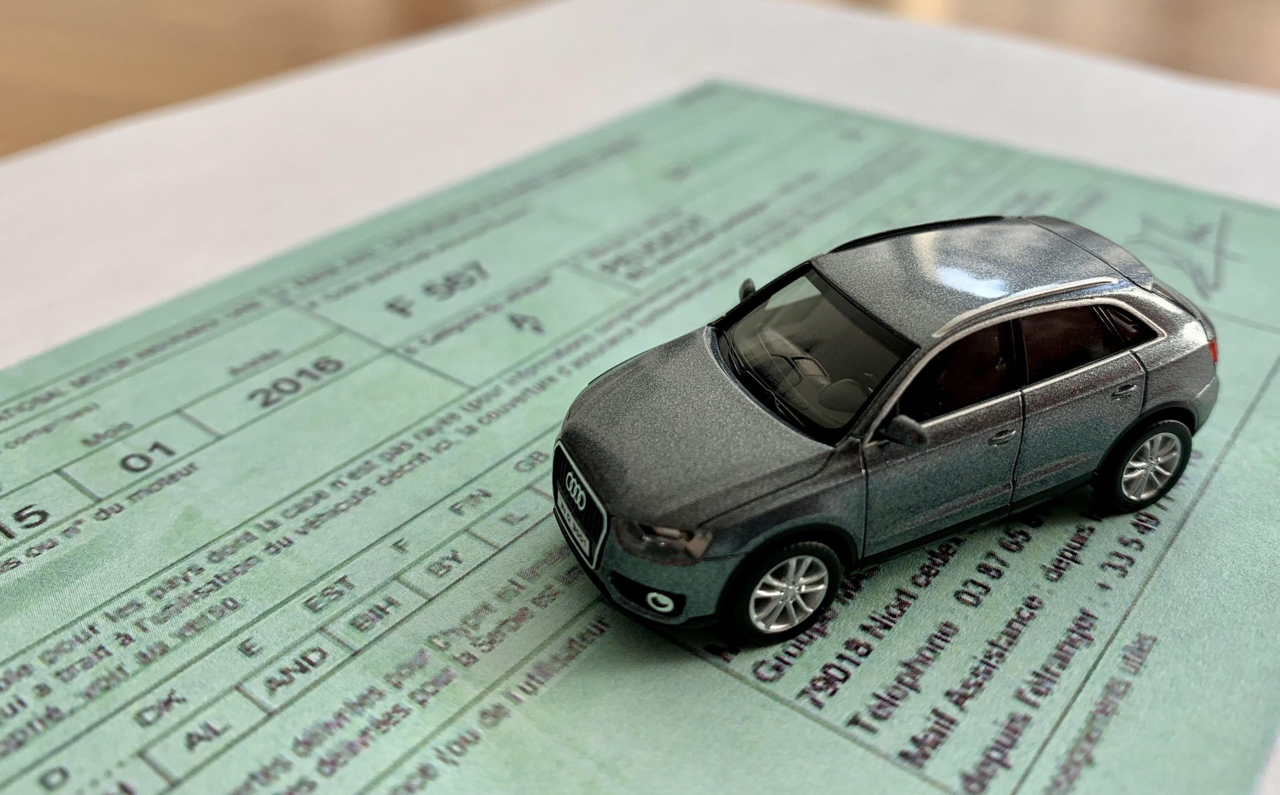 découvrez l'auto-assurance, une alternative pratique pour protéger votre véhicule sans passer par un assureur traditionnel. explorez les avantages, les formules disponibles et comment cette solution vous permet d'économiser tout en garantissant votre sécurité sur la route.