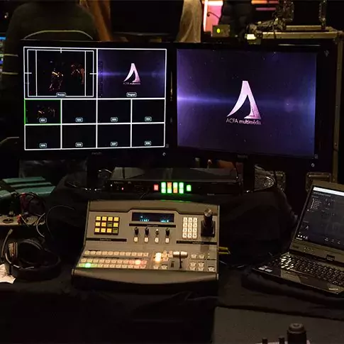 découvrez nos services de gestion audiovisuelle qui allient créativité et technologie pour donner vie à vos projets. que ce soit pour des événements, des productions ou des diffusions, nous assurons une planification et une exécution sans faille pour des résultats exceptionnels.