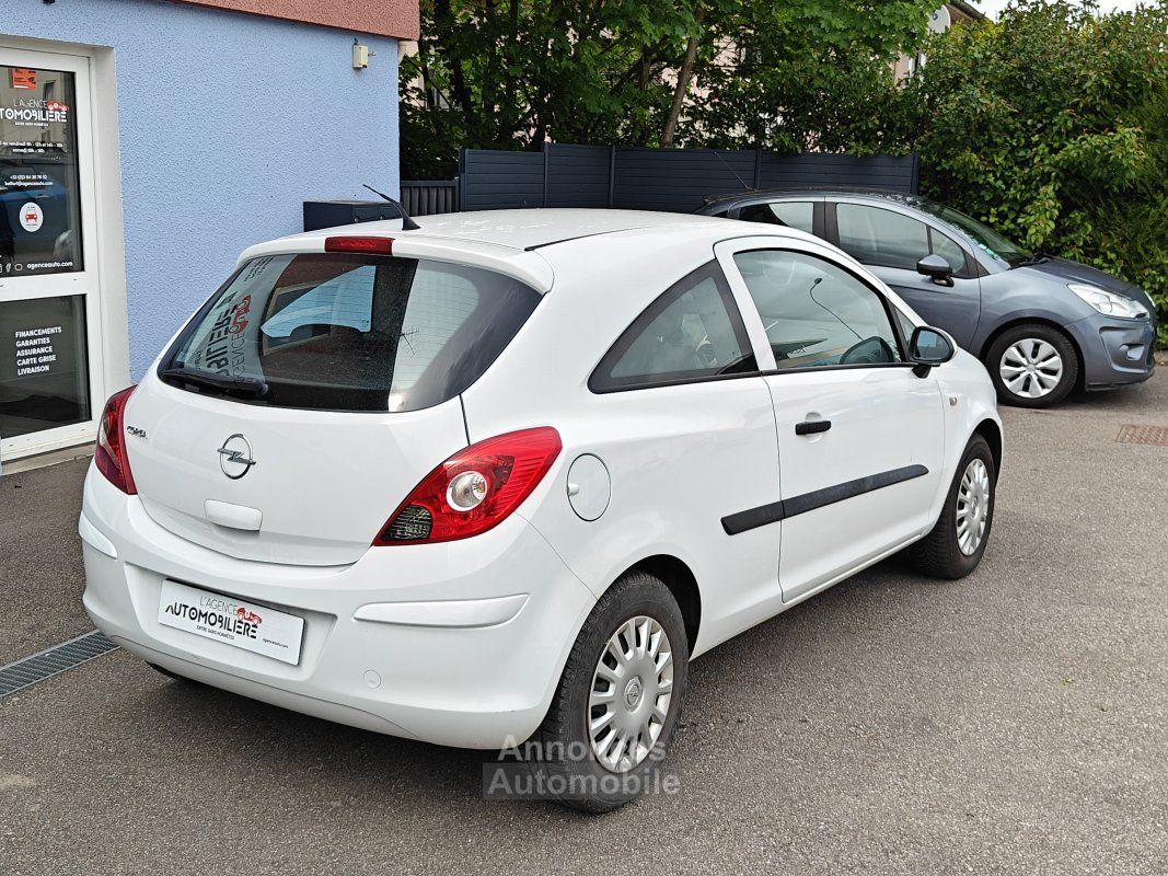 découvrez nos solutions d'assurance adaptées pour votre opel corsa. profitez d'une couverture complète et de tarifs compétitifs pour protéger votre véhicule tout en bénéficiant de services de qualité.