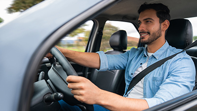 découvrez nos solutions d'assurances pour véhicules, adaptées à vos besoins et à votre budget. protégez votre voiture, moto ou camion avec nos garanties complètes et un service client dédié. obtenez un devis instantané et roulez en toute sérénité.