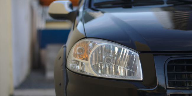 découvrez comment choisir une assurance auto moins chère sans compromettre la qualité de votre couverture. comparez les offres, bénéficiez de conseils pratiques et économisez sur votre prime d'assurance tout en protégeant votre véhicule.