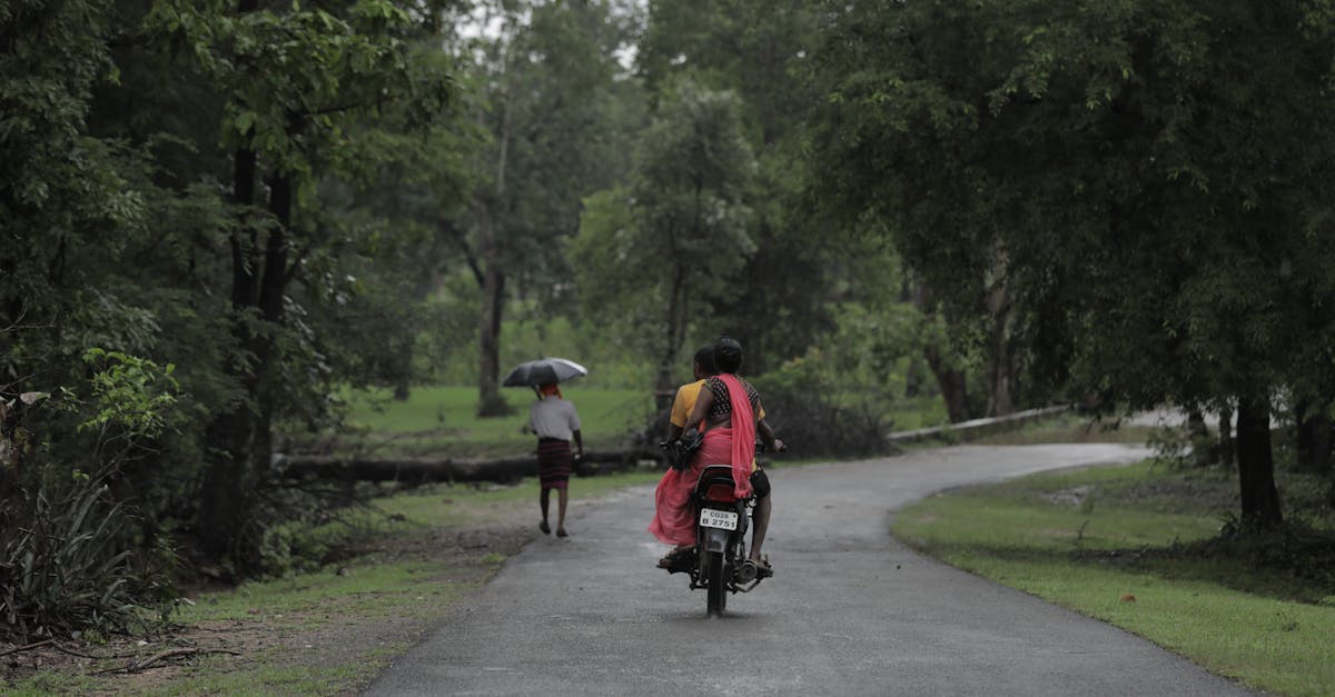 découvrez l'assurance moto qui répond à tous vos besoins. protégez votre deux-roues avec des options personnalisées et une couverture adaptée à votre style de conduite. obtenez votre devis rapidement et roulez en toute sérénité.